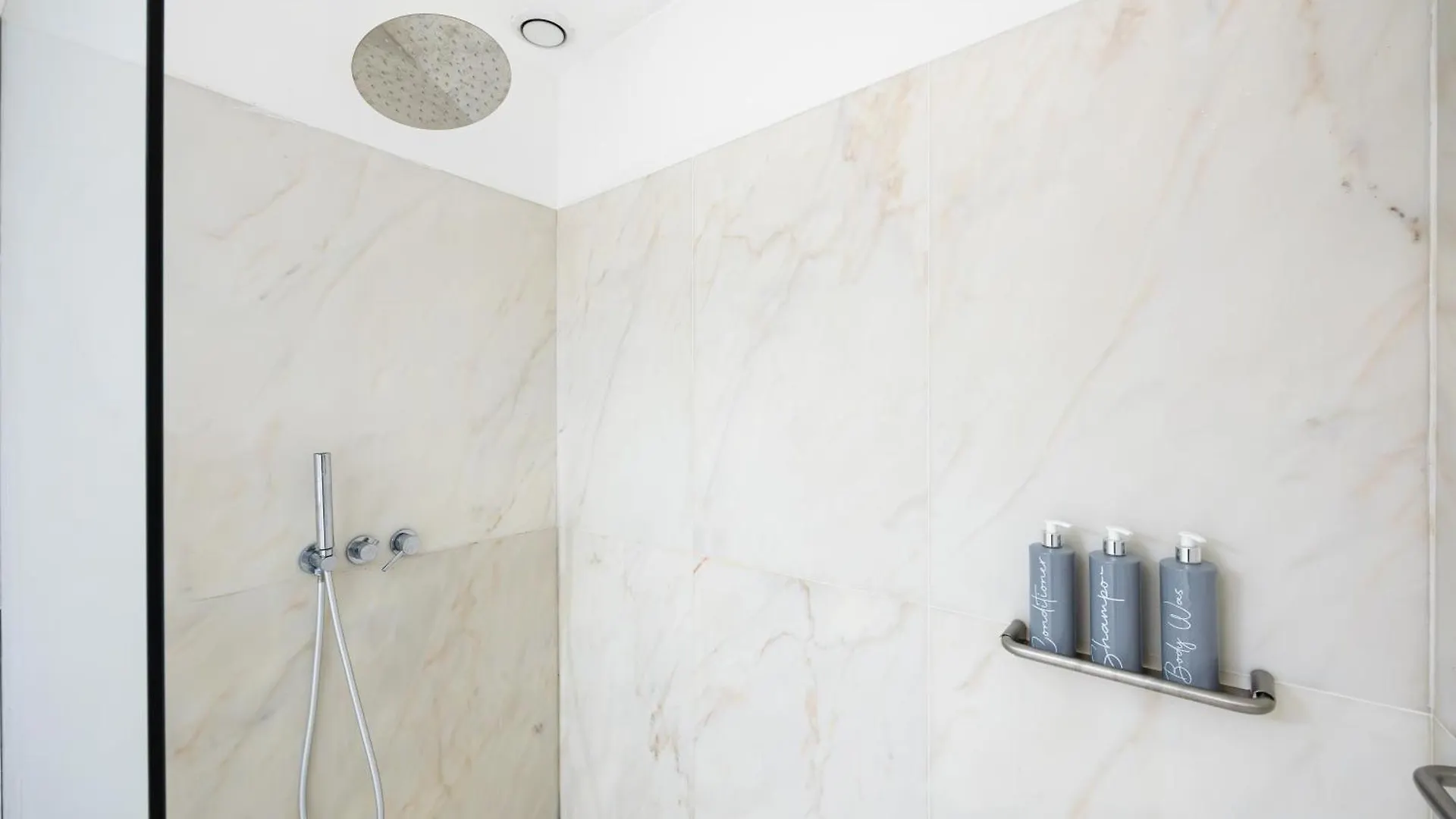 Boutique Apartment In The Heart Of Lisbon ! Lemonn B Portugal